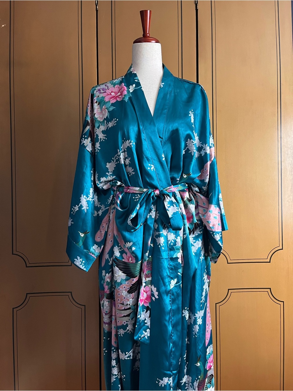 Vintage Teal Floral Satin Robe - Picture 2 of 6